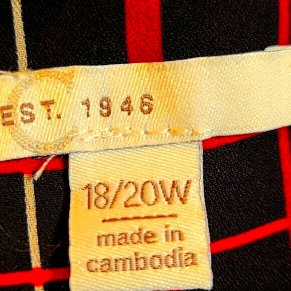 Cato Black Blouse with Red & White Lines & Cut-outs on the Sleeves,  Size 18/20W - Picture 8 of 9